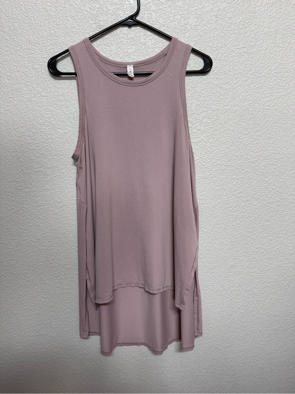 Lululemon Crew Neck High Low Tank Mauve Women’s M Athleisure Travel